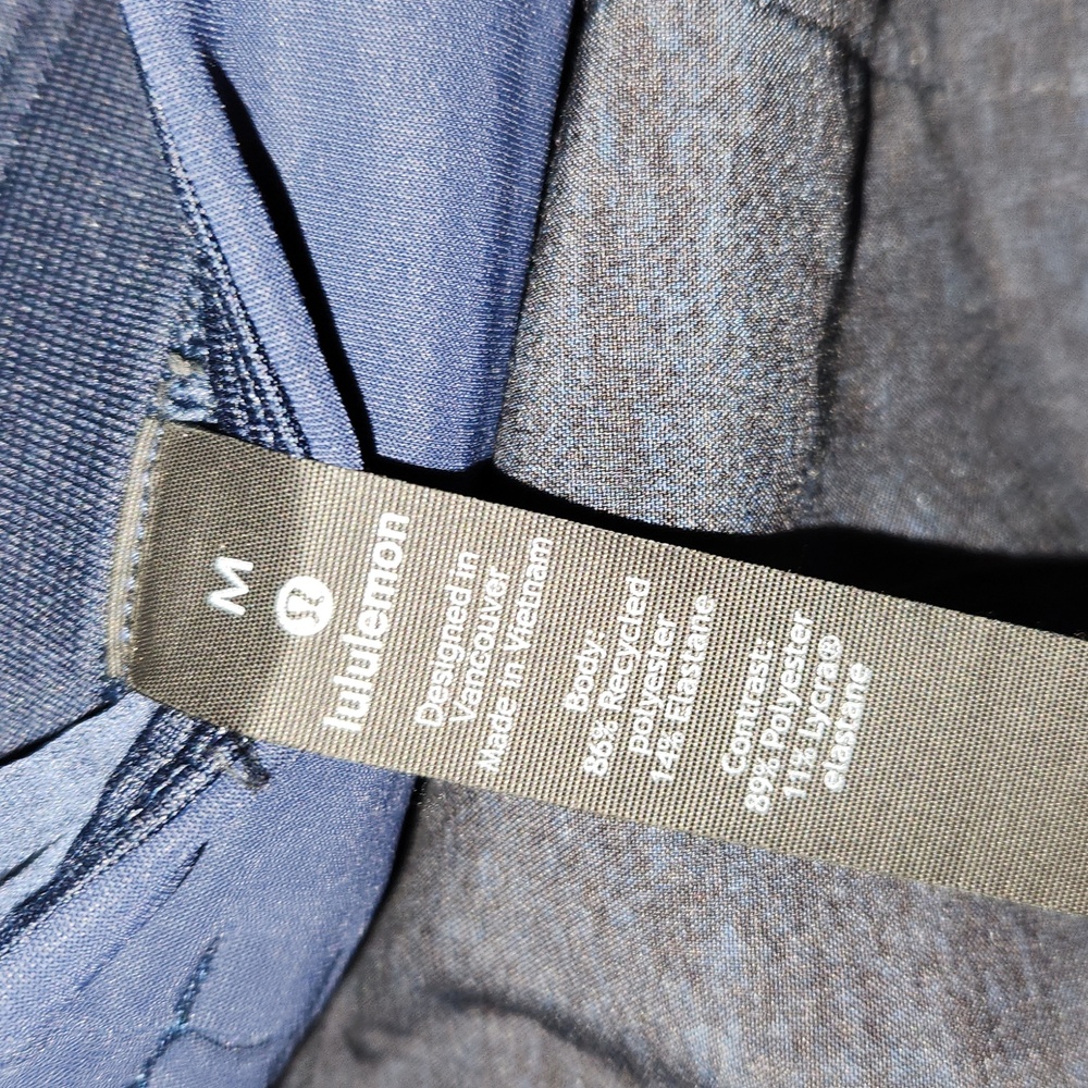 Lululemon☆ T.H.E Short 9" - Picture 9 of 9